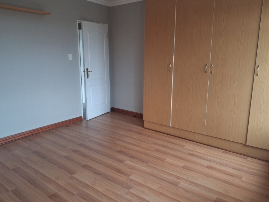 To Let 3 Bedroom Property for Rent in Pentagon Park Free State